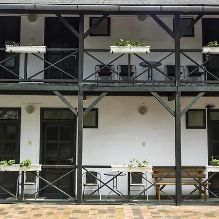 Maison d'hôtes Fortuna Wellness Vendeghaz *